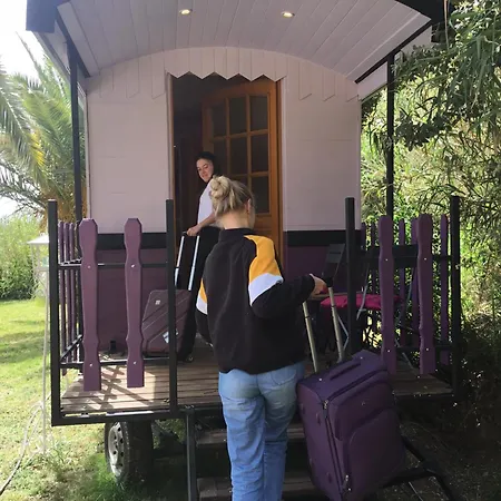 Schwanenvilla * Paraza